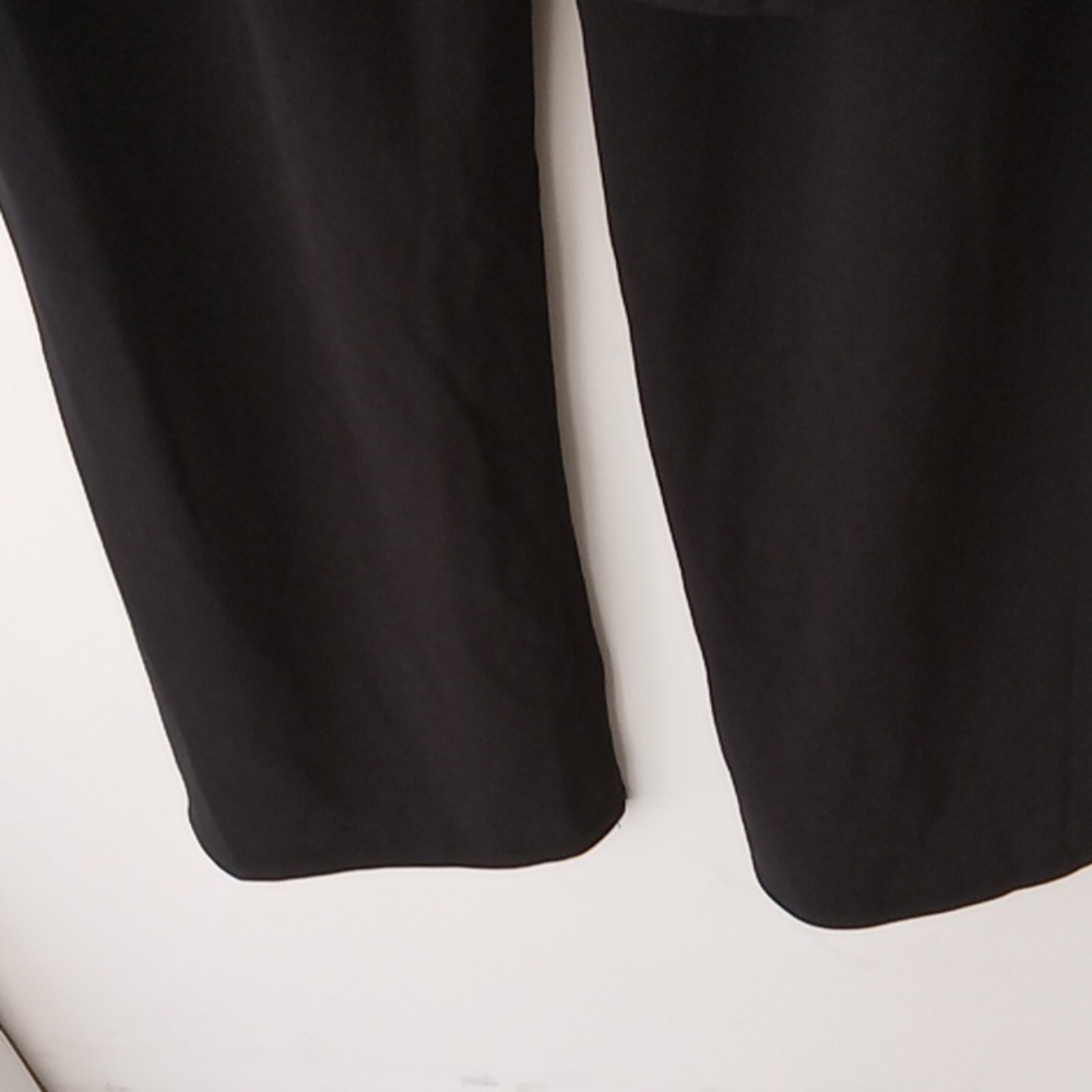 Agenlulu 2 piece Business Suit - Picture 9 of 9